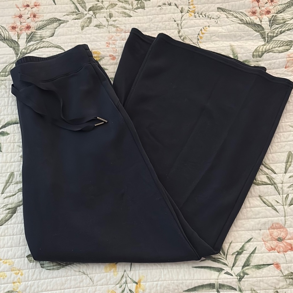 SPANX Wide Leg Pants in Navy Blue